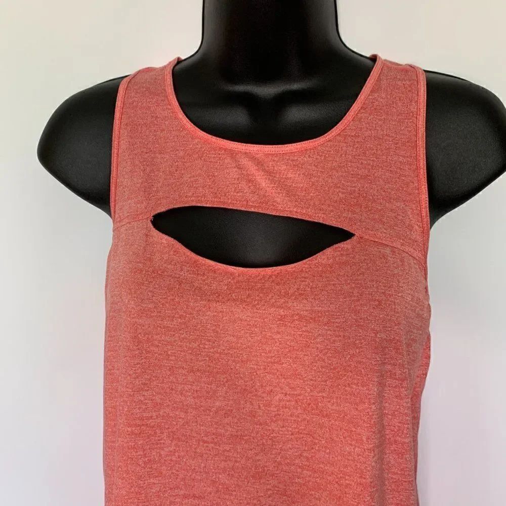Zella Tank Top - Picture 2 of 9